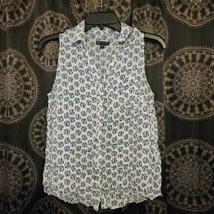 Gap Button Down Sleeveless Shirt